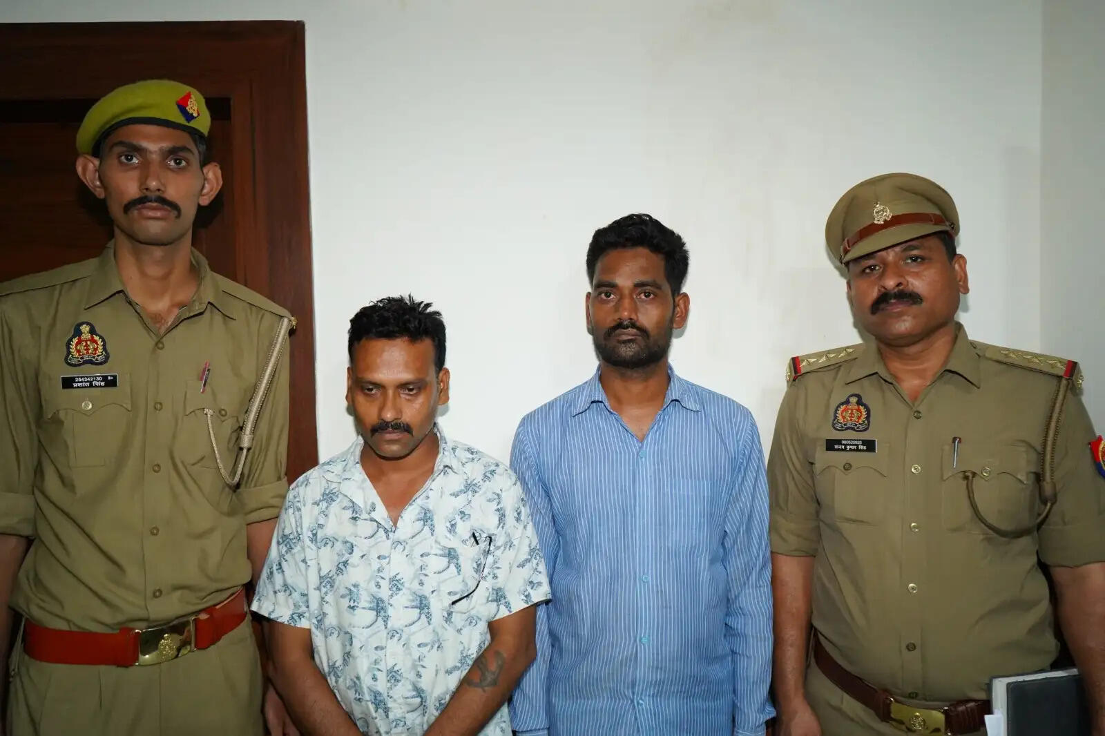 फर्जी डिग्री रैकेट का पर्दाफाश, 59 प्रमाणपत्र और साढ़े चार लाख रुपये के साथ दो गिरफ्तार