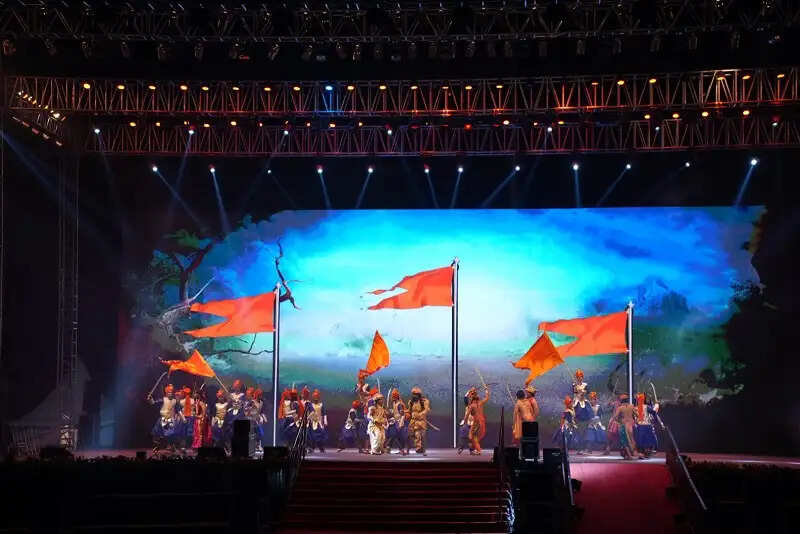 काशी की पावन धरा पर सम्राट विक्रमादित्य महानाट्य का हुआ भव्य समापन