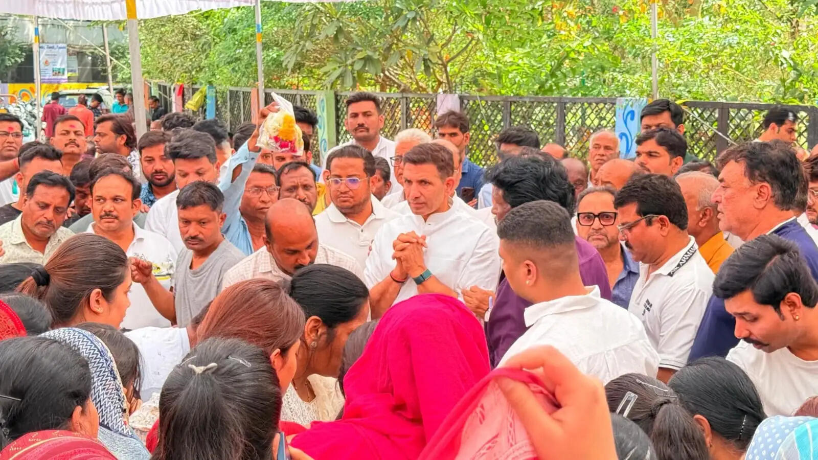 पूर्व मंत्री सज्जन सिंह वर्मा की पत्नी को नम आंखों से अंतिम विदाई, मुख्यमंत्री डॉ. यादव और जीतू पटवारी ने जताया शोक