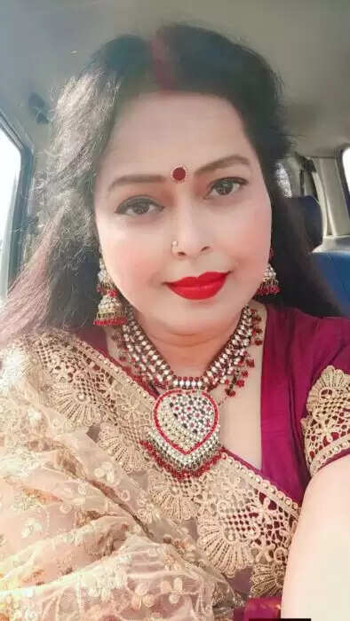 सुरेश राठौर की बेटी की शिकायत पर अभिनेत्री उर्मिला गिरफ्तार