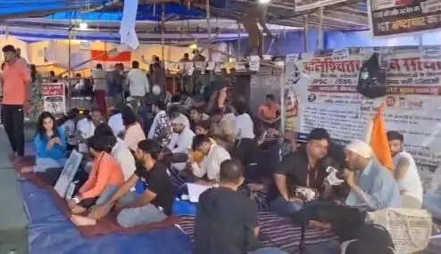 जेपीएससी-जेएसएससी परीक्षाओं की सीबीआई जांच की मांग को लेकर छात्रों का आंदोलन 19वें दिन जारी