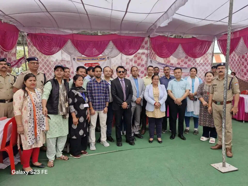 पीएम आवास योजना कैंप में 69 साै आवेदन जमा