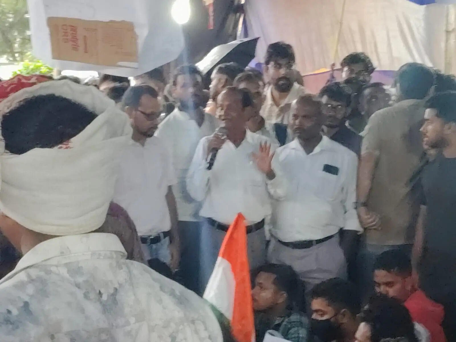 गांव छोड़ब नहीं, जेपीएससी कर लड़ाई छोड़ब नहीं : पद्मश्री मधु मंसूरी