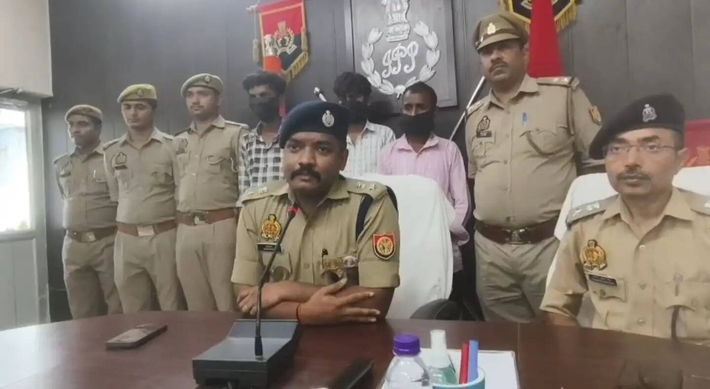 अमेठी में चोरी की छह मोटरसाइकिलों के साथ तीन आरोपी गिरफ्तार