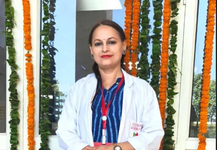 मॉडल ऑनलाइन ट्रांसफर पॉलिसी के विरोध उतरी नर्सिंग एसोसिएशन