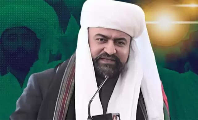 बलोचिस्तान के मुख्यमंत्री को बुगती कबीलों का आठवां सरदार चुना गया