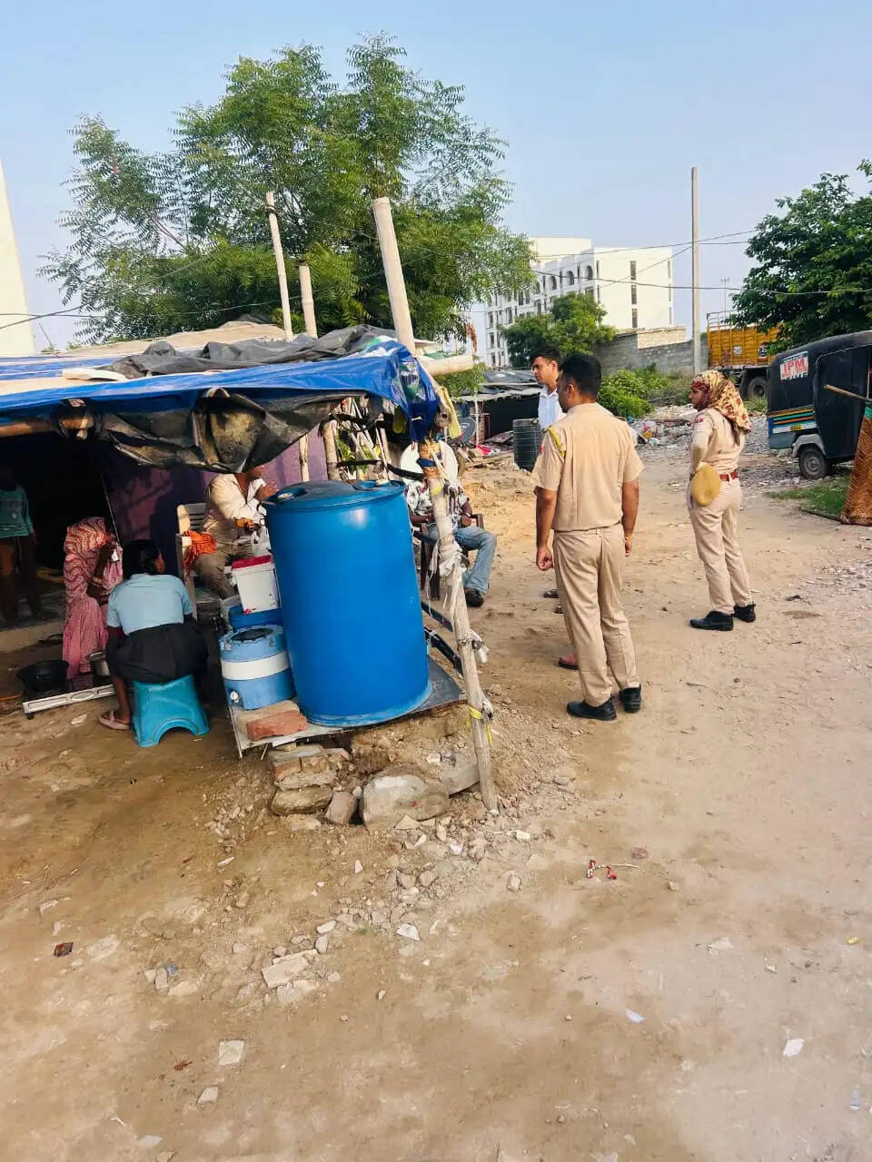 एरिया डोमिनेशन: पुलिस ने 19 नए मामले दर्ज कर किए 111 गिरफ्तार