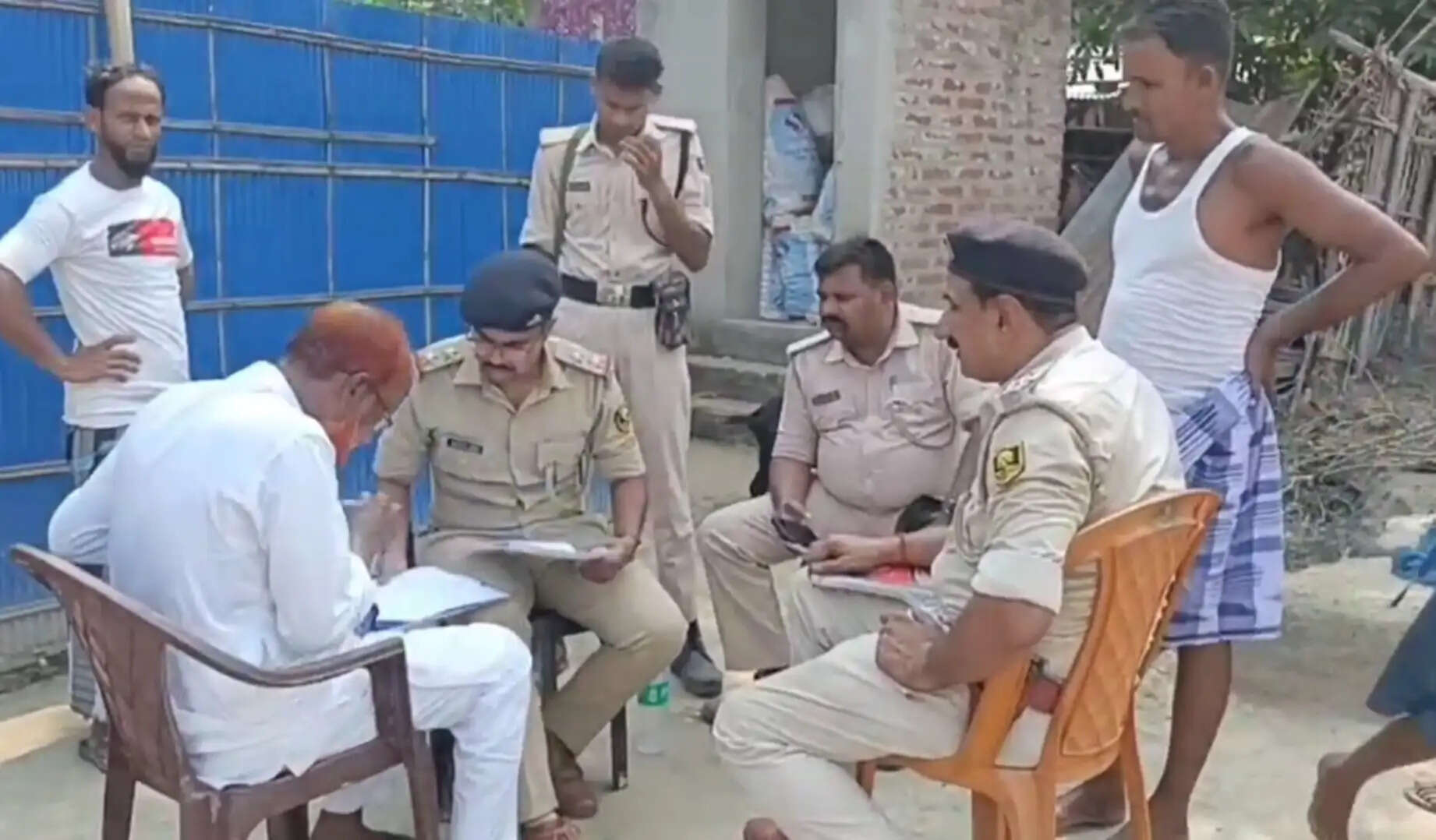 पैसे नहीं देने पर पुत्र ने पिता की पत्थर से वार कर की हत्या