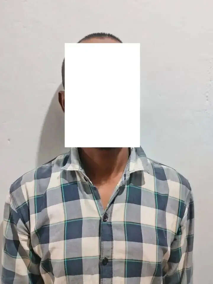 मणिपुर में वाहन चोर गिरफ्तार, 288 एसपी कैप्सूल के साथ दो गिरफ्तार