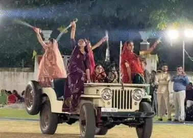 गुजरात के राजकोट रणजीत विलास पैलेस में क्षत्रिय महिलाओं का शौर्य रास, दिखी सांस्कृतिक विरासत