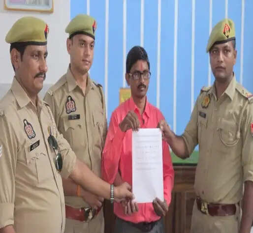मोंठ पुलिस की त्वरित कार्रवाई से एटीएम ठगी के शिकार हरदास महाराज को मिले 1.53 लाख रुपये वापस