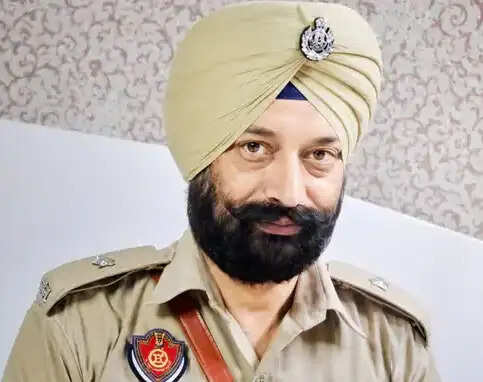होशियारपुर सेंट्रल जेल के डिप्टी सुपरिटेंडेंट गिरफ्तार, नशा और पैसों की मांग के लगे थे आरोप