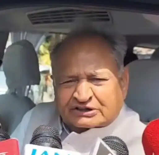 भाजपा राज्यों में घोटाले ही घोटाले: गहलोत