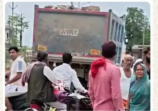 सतना : बाइक सवार युवक को हाइवा ने रौंदा, मौके पर मौत