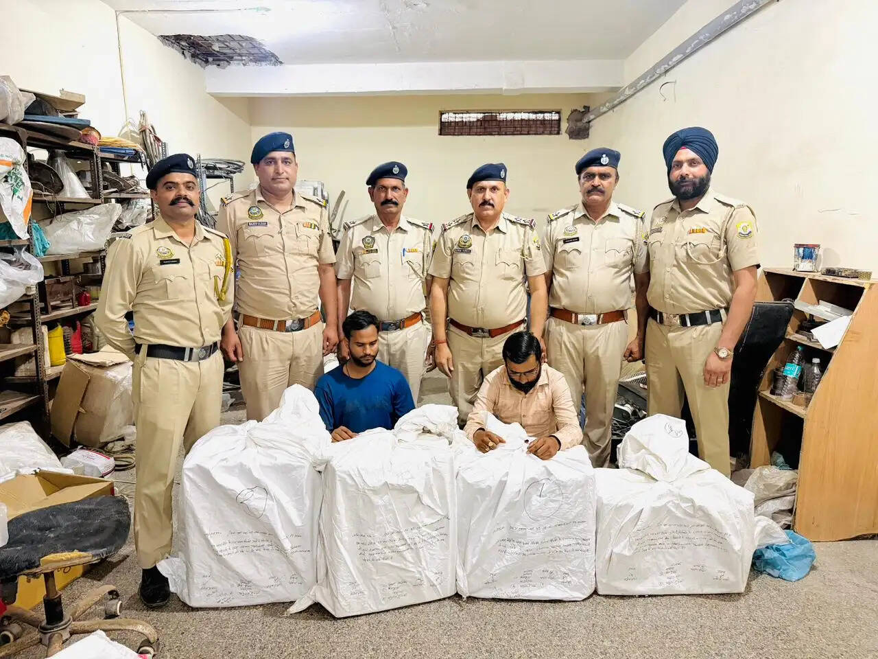 हिमाचल के बद्दी में 2.23 लाख से ज्यादा नशीली गोलियां बरामद, दो गिरफ्तार