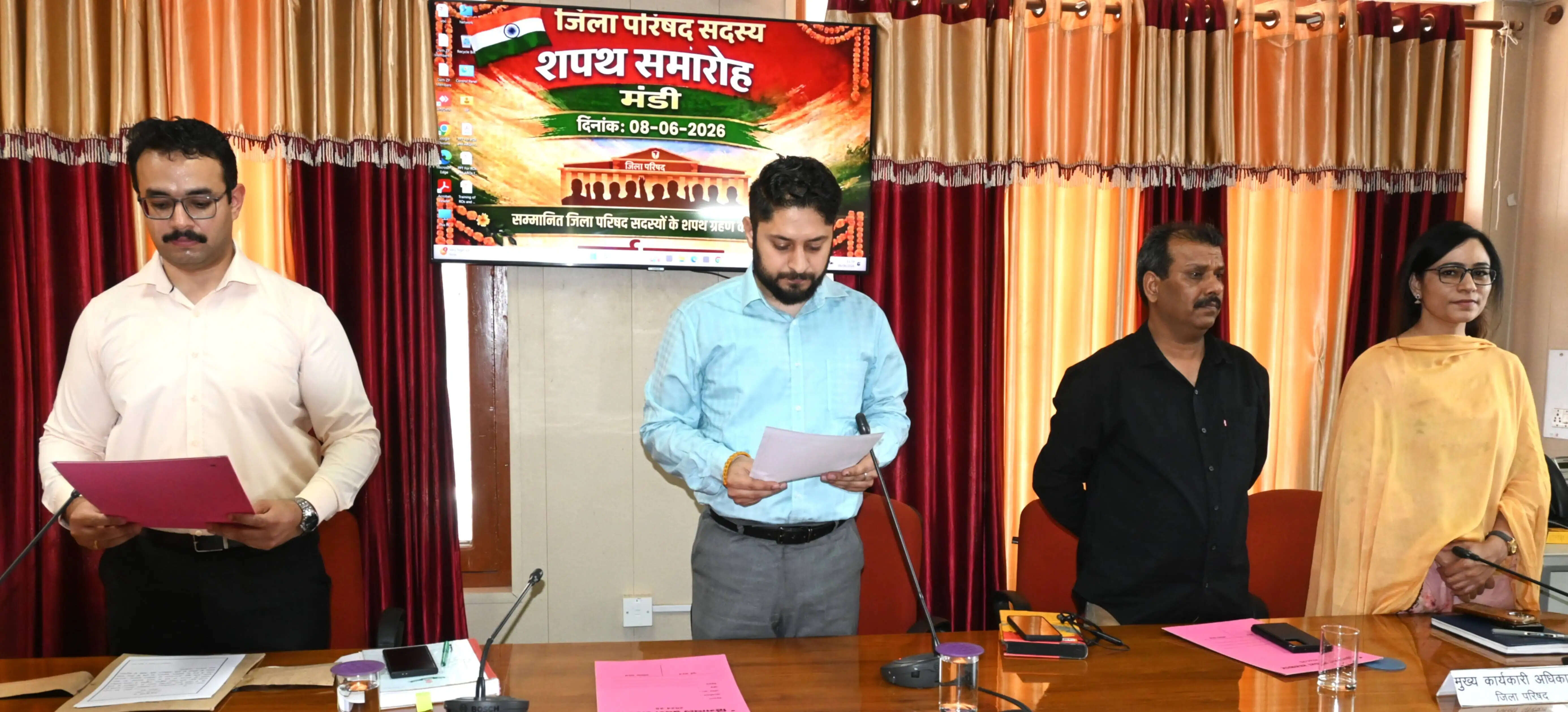 मंडी में नवनिर्वाचित जिला परिषद सदस्यों ने ली शपथ,