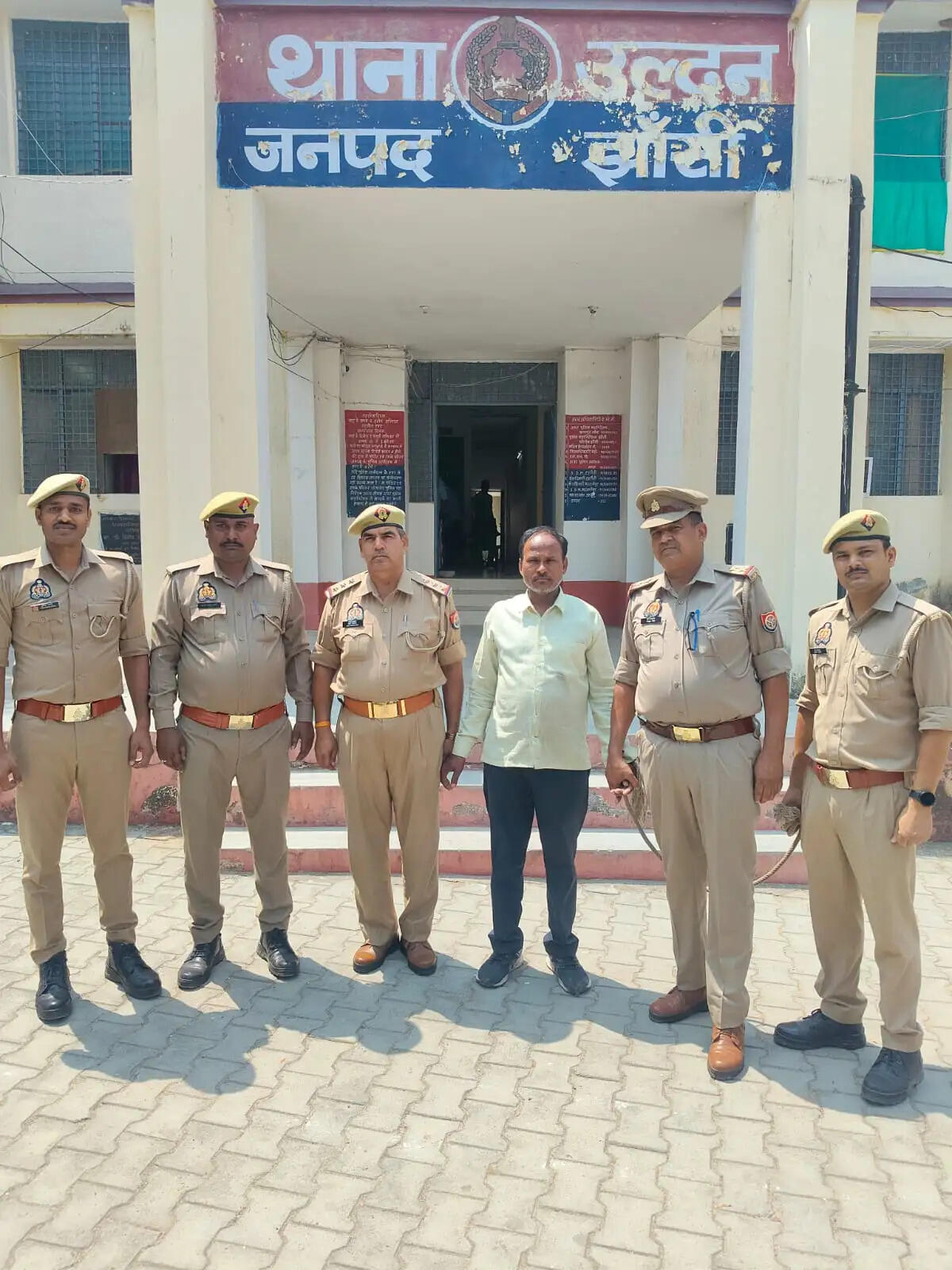 भतीजे ने दुष्कर्म के बाद गला घोंटकर की थी बुंदेली लोक गायिका लाड़कुंवर की हत्या