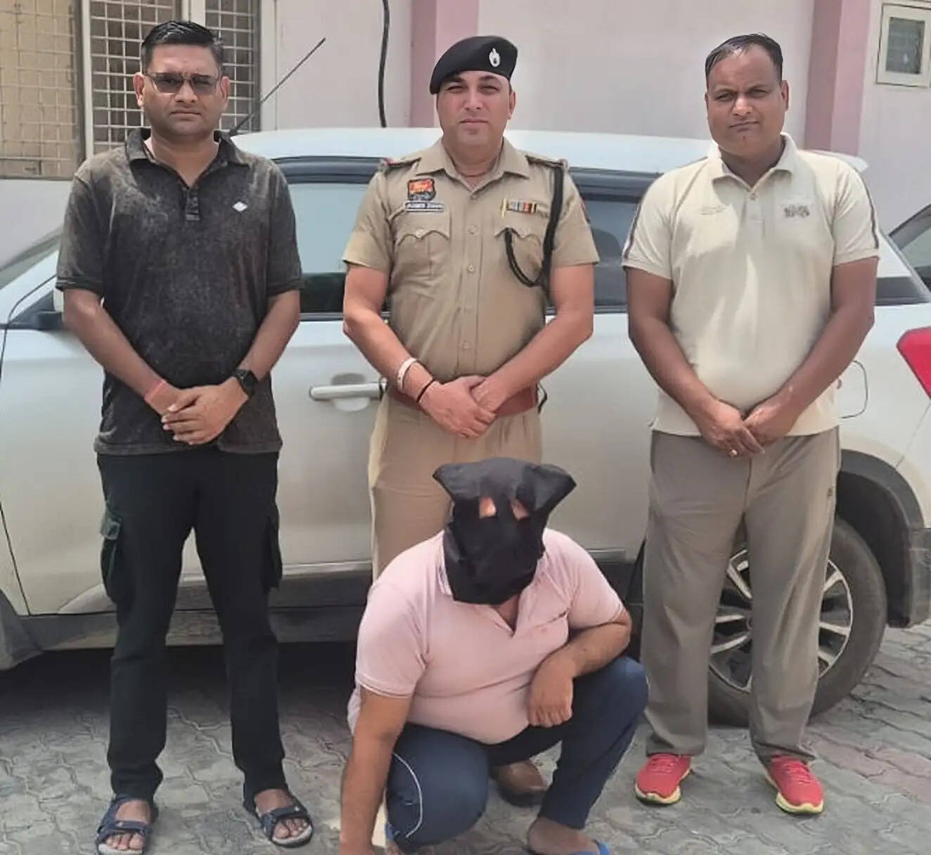 कैथल: बिना लाइसेंस चल रही मेडिकल दुकान पर छापा, संचालक गिरफ्तार