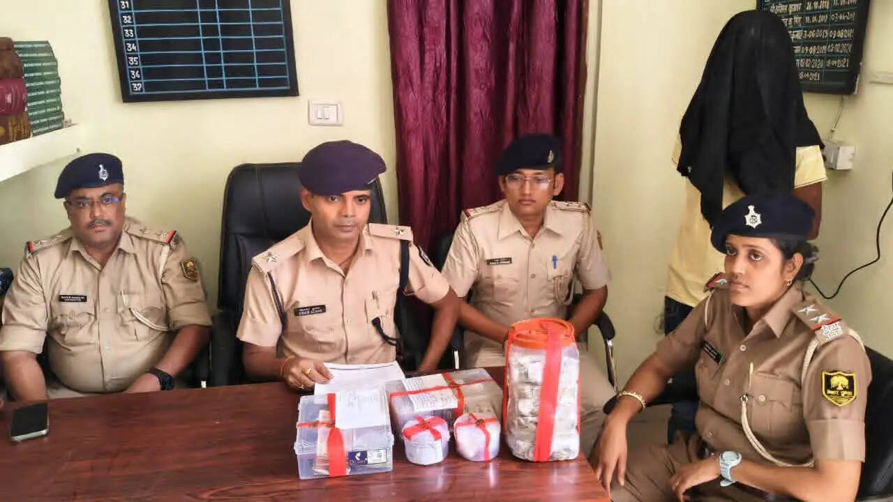सुपौल में नशा कारोबार पर पुलिस की बड़ी कार्रवाई, 85 ग्राम स्मैक के साथ तस्कर गिरफ्तार