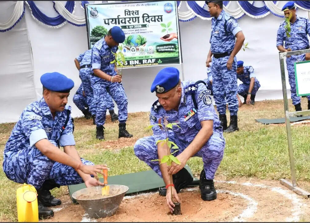 विश्व पर्यावरण दिवस पर 106 वाहिनी रैपिड एक्शन फोर्स ने किया पौधरोपण