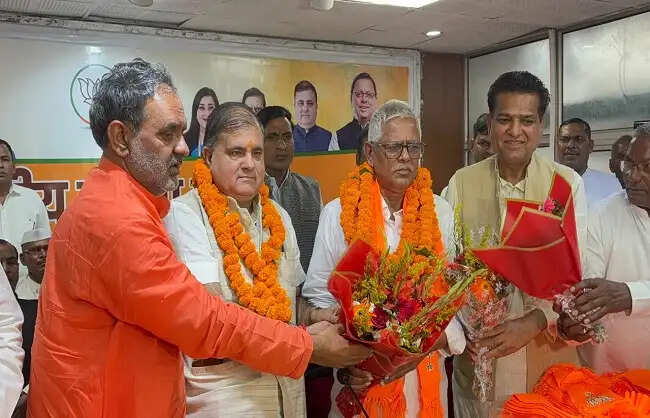 बसपा के पूर्व प्रदेश अध्यक्ष भाजपा में शामिल, महेंद्र भट्ट—बोले फिर टूटेगा मिथक