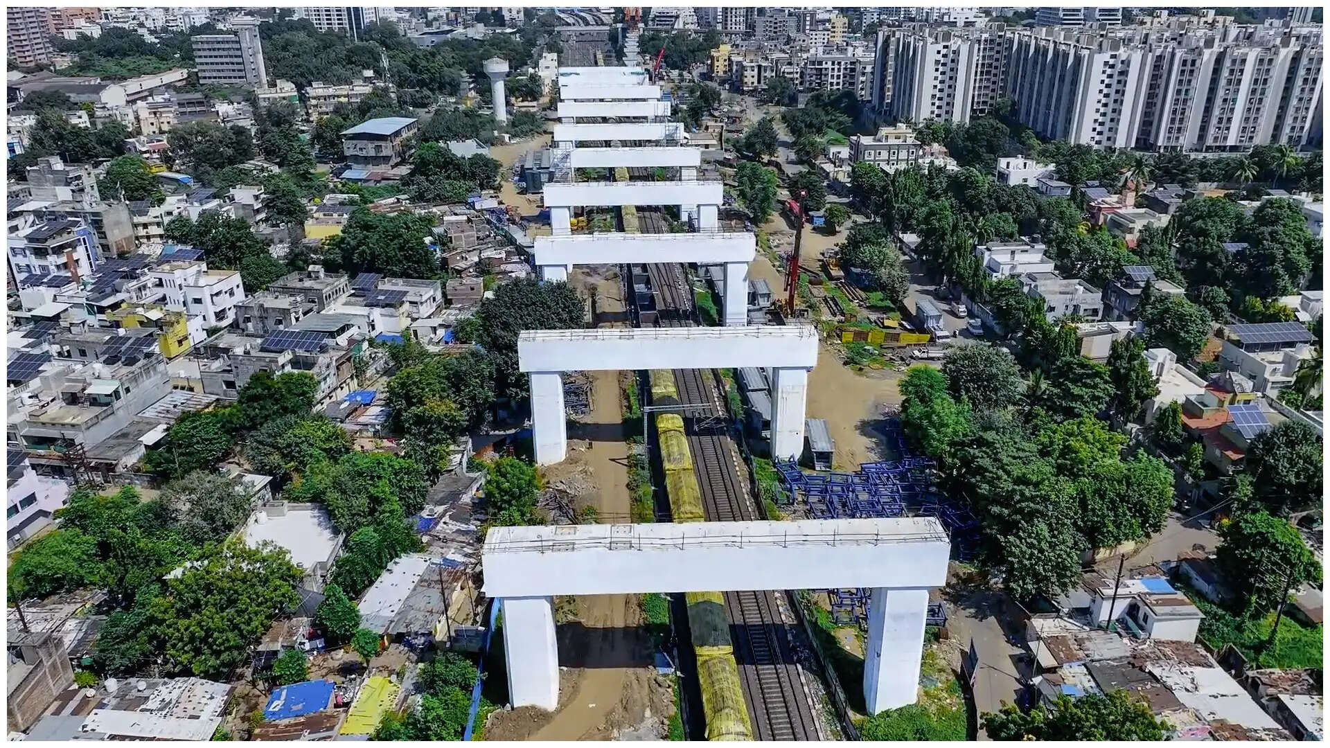 बुलेट ट्रेन परियोजना: वडोदरा में राजधानी रेलमार्ग के ऊपर सभी 14 पोर्टल बीम का निर्माण पूरा