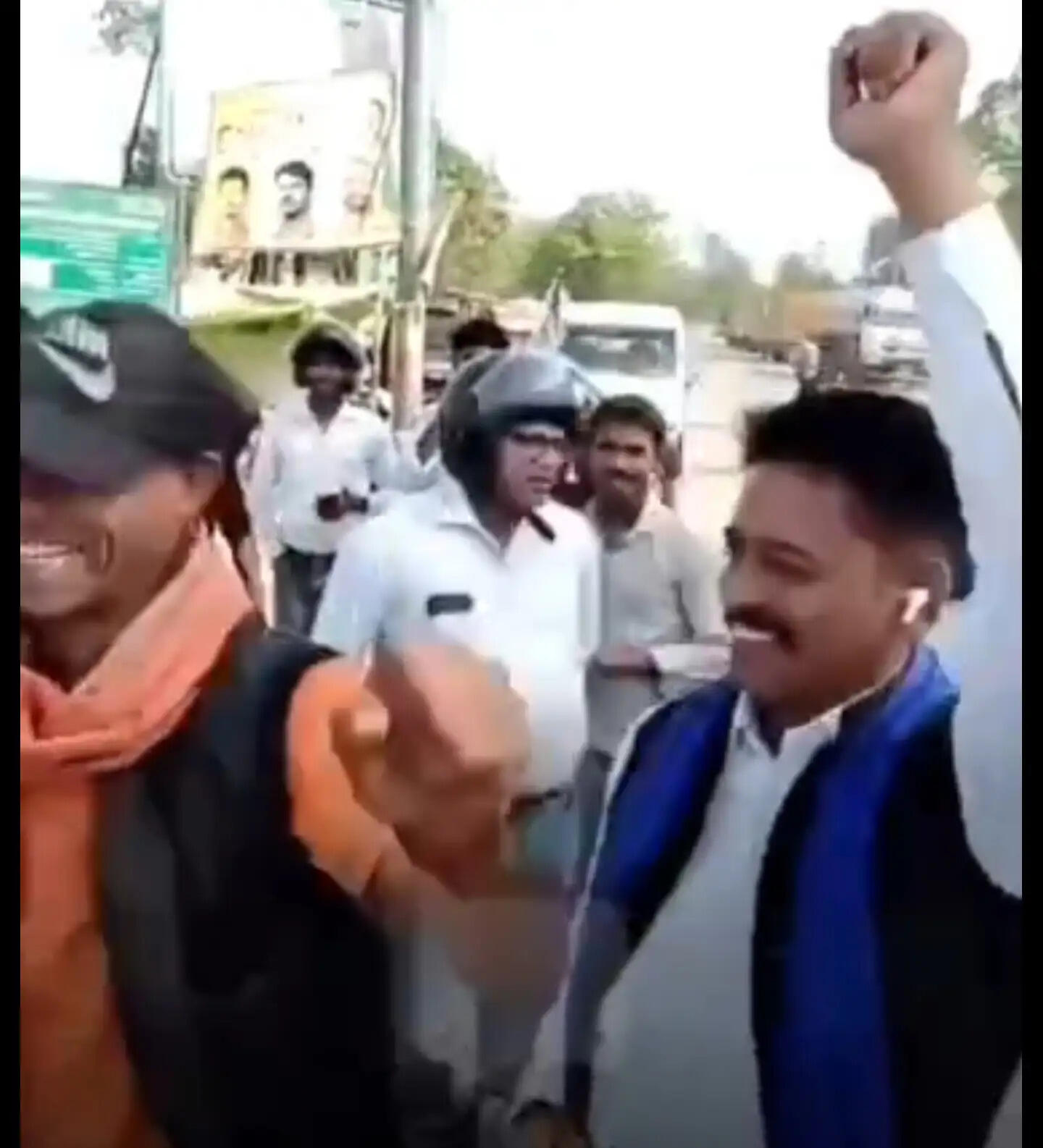 फेसबुक पर मुख्यमंत्री के खिलाफ की गई अभद्र टिप्पणी, पुलिस ने युवक काे हिरासत में लिया