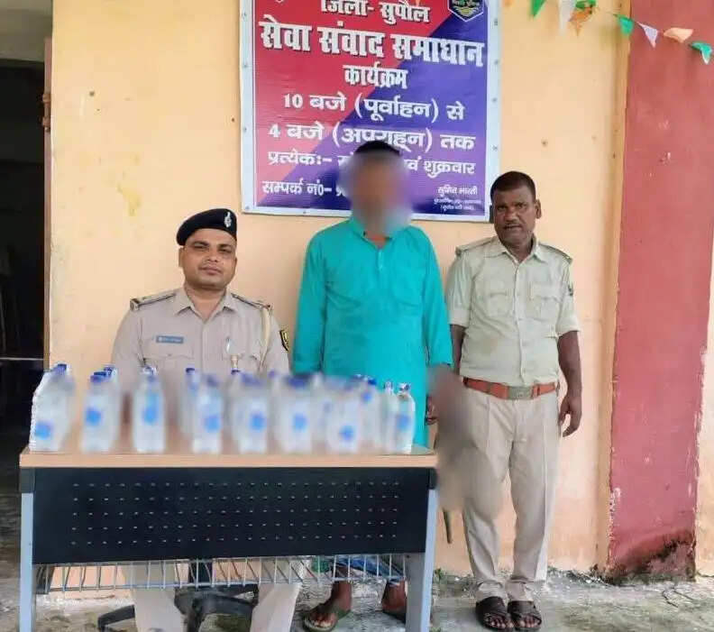 नशे के खिलाफ कार्रवाई: 131.4 लीटर नेपाली शराब के साथ एक तस्कर गिरफ्तार