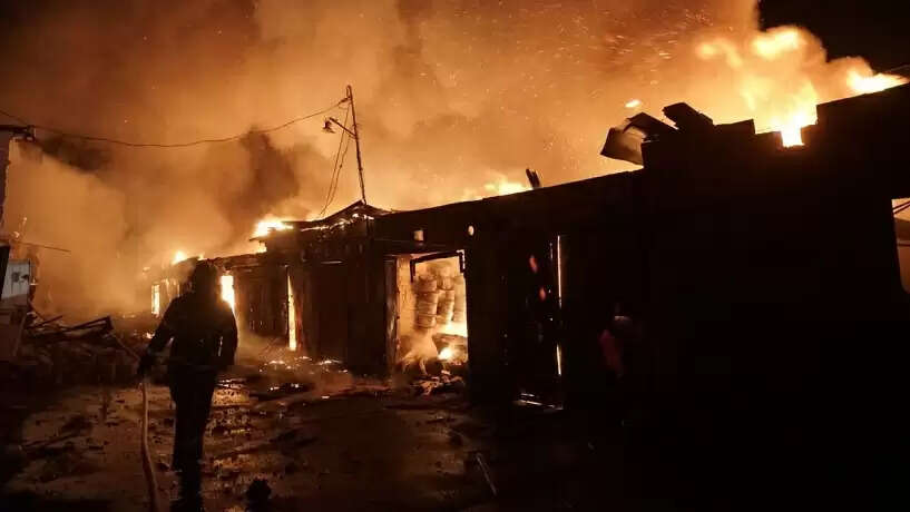 रूस ने यूक्रेन पर किया हवाई हमला, नौ की मौत