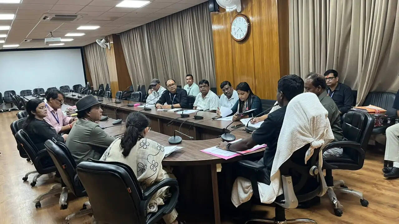 आयुष्मान भारत योजना में दो अस्पताल होंगे सूचीबद्ध, जिला समिति ने दी सहमति