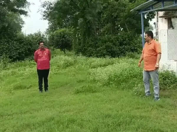 भोपाल के&nbsp;सरकारी स्कूल में ताला, बच्चे-शिक्षक नदारद,&nbsp;जिपं उपाध्यक्ष के निरीक्षण में खुली लापरवाही