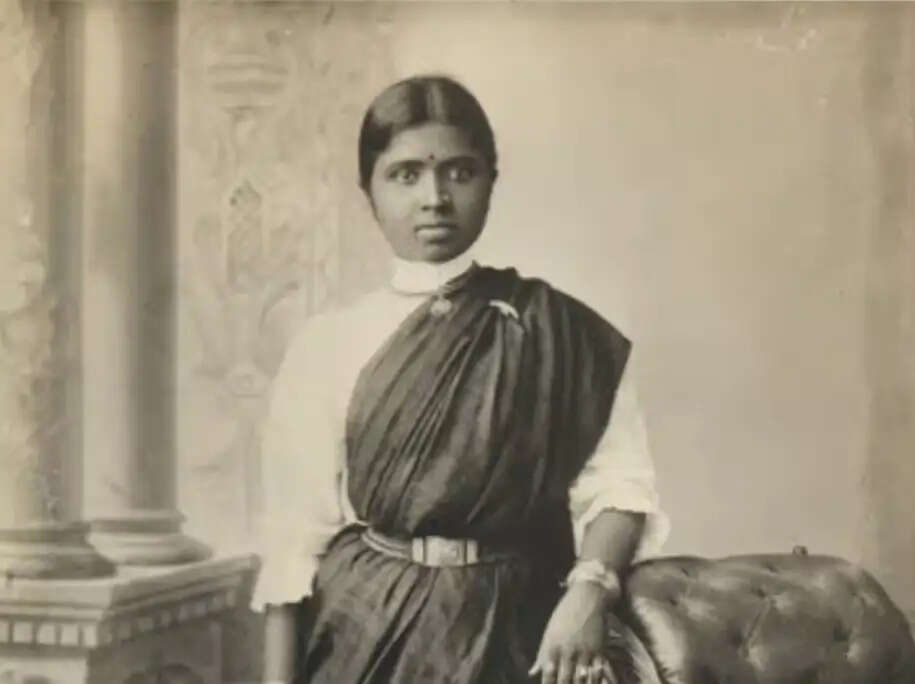 इतिहास के पन्नों में 30 जुलाई : देश की पहली महिला विधायक और समाज सुधारक डॉ. मुथुलक्ष्मी रेड्डी का जन्म