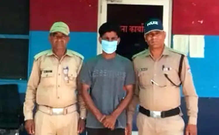 नाबालिग को भगाकर दुष्कर्म के आरोप में मुस्तफीक गिरफ्तार