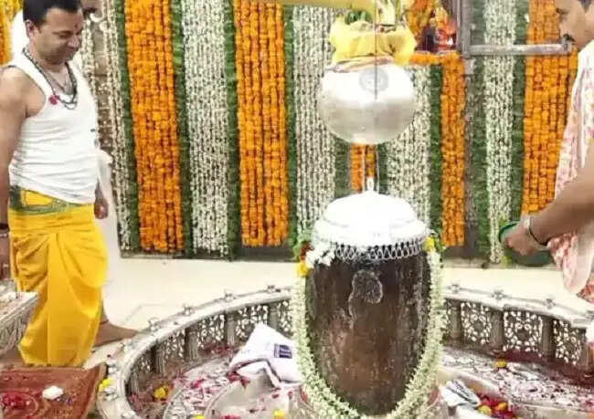 उज्जैन में महाकाल की भस्म आरती दर्शन के लिए अब एक मोबाइल नंबर से 3 महीने में सिर्फ एक बार मिलेगी अनुमति