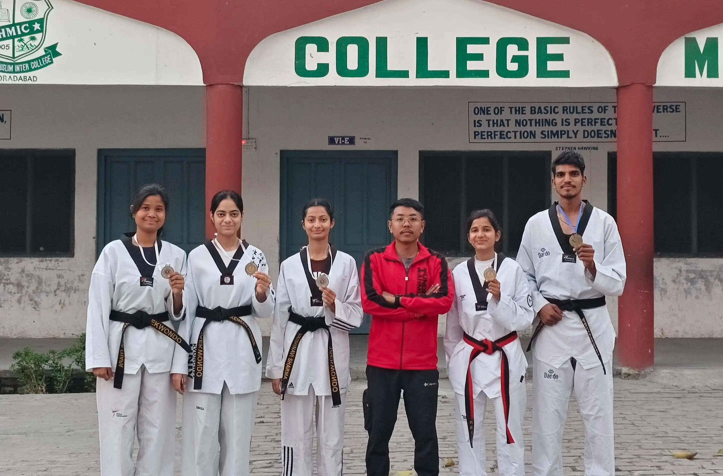 इंटर कॉलेजिएट ताइक्वांडो प्रतियोगिता में छाए थापा ताइक्वांडो एकेडमी मुरादाबाद के खिलाड़ी