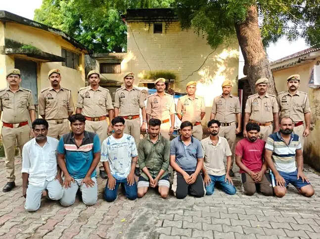 जौनपुर: जानलेवा हमला मामले में आठ आरोपित गिरफ्तार