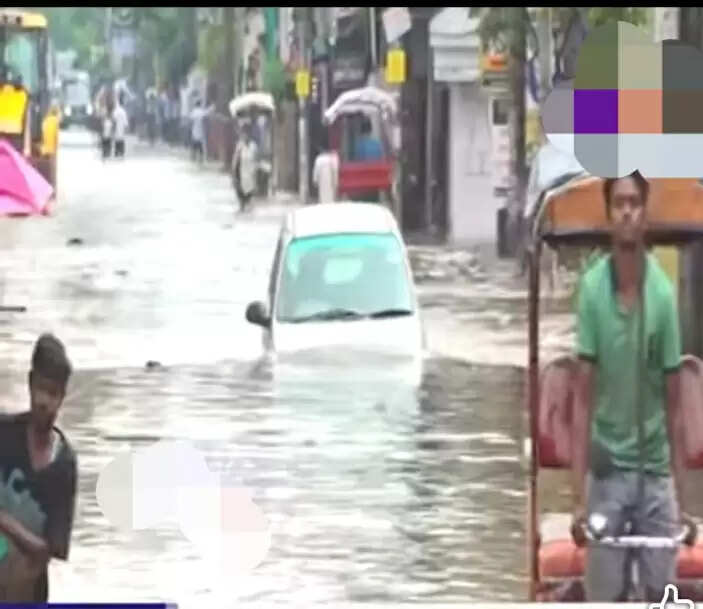 गुवाहाटी महानगर भारी जलभराव की चपेट में