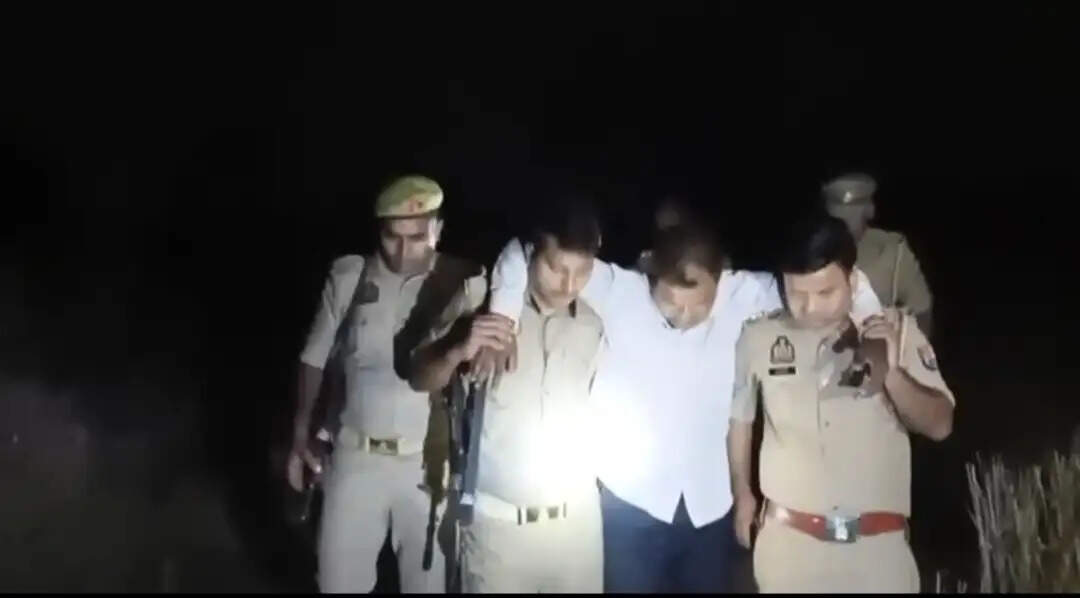 लूट का आरोपित पुलिस मुठभेड़ में घायल