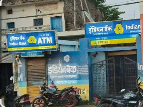 बहराइच में सीबीआई ने रिश्वतखोर बैंक मैनेजर समेत दो लोगों को किया गिरफ्तार