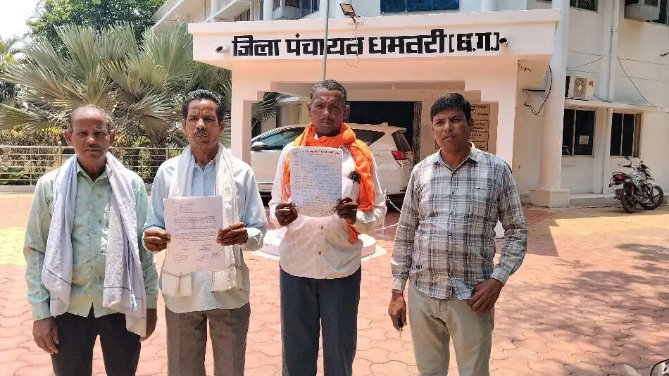 गांधी मंदिर सटियारा में शौचालय एवं निर्मल घाट निर्माण की मांग