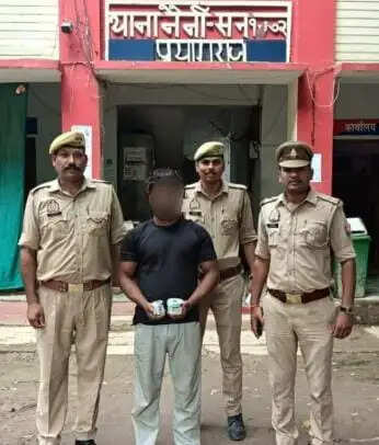 चार लाख से अधिक की स्मैक के साथ तस्कर गिरफतार