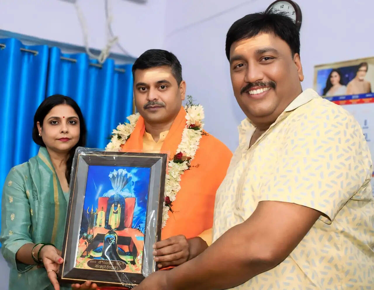 बाबा हरिहरनाथ के दरबार पहुंचे झारखंड के मुख्य सचिव, विधि-विधान से किया अभिषेक