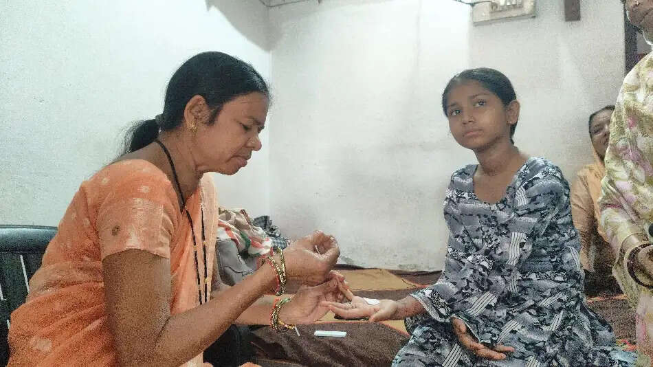 गंदे पानी की शिकायत पर निगम-स्वास्थ्य विभाग हरकत में