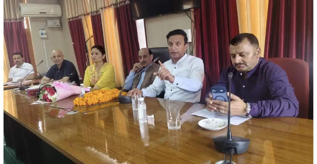 जिला परिषद कैडर में ज्वाइंट कमेटी का गठन, तकनीकी कर्मचारियों के विलय व पदोन्नति की मांग तेज