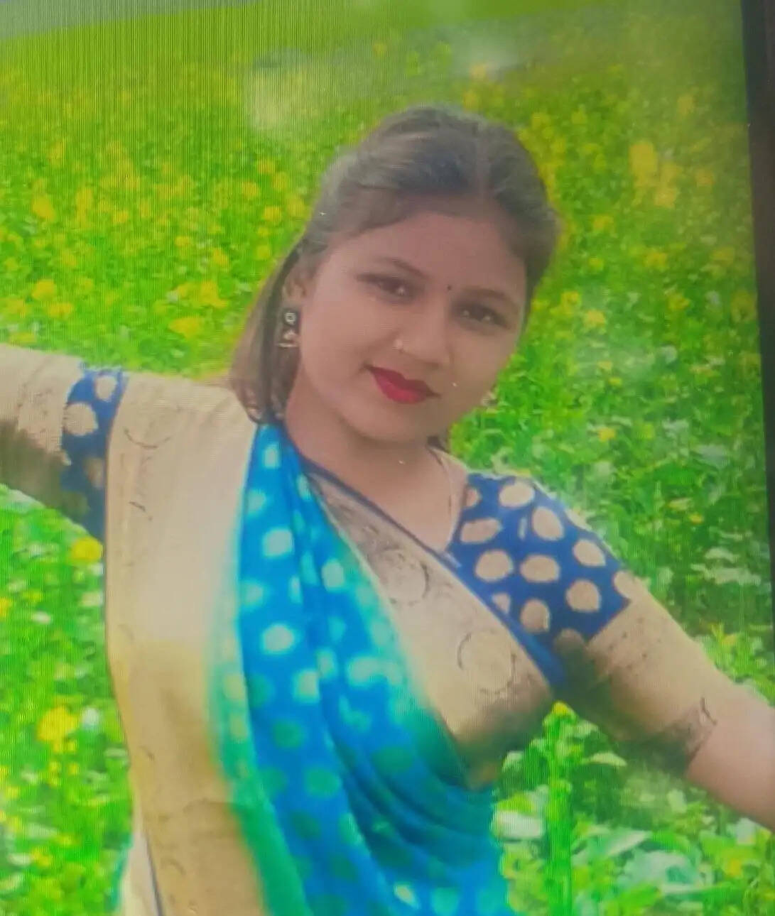 संदिग्ध परिस्थितियों में युवती का मिला शव, परिजनों ने हत्या का लगाया आरोप