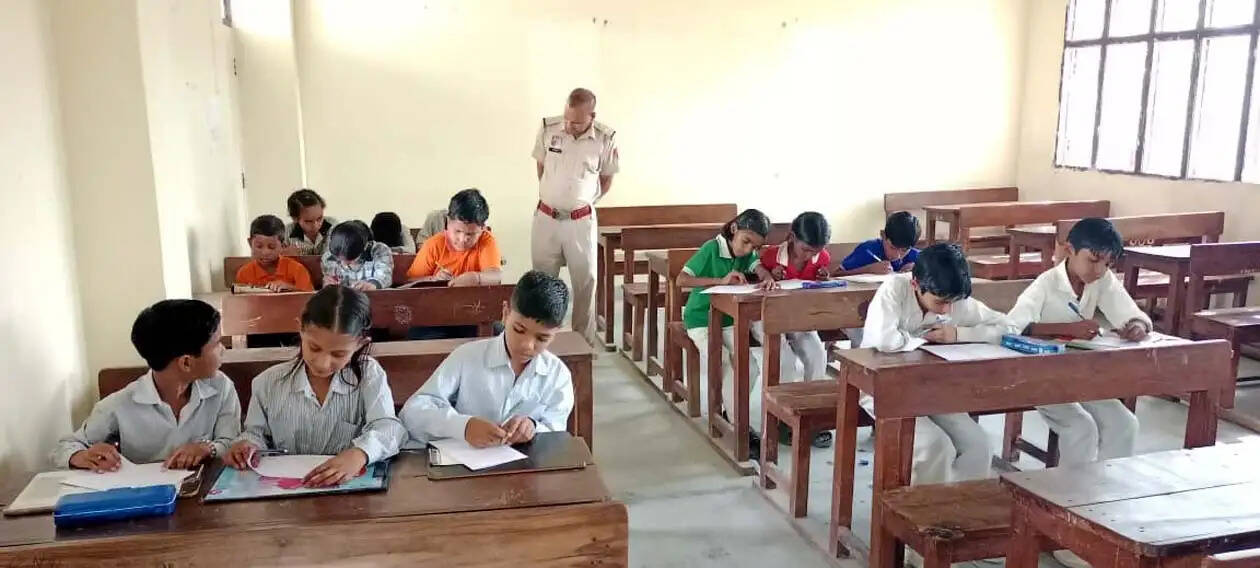 हिसार : सड़क सुरक्षा क्विज प्रतियोगिता में जिले के 4059 विद्यार्थियों ने लिया भाग