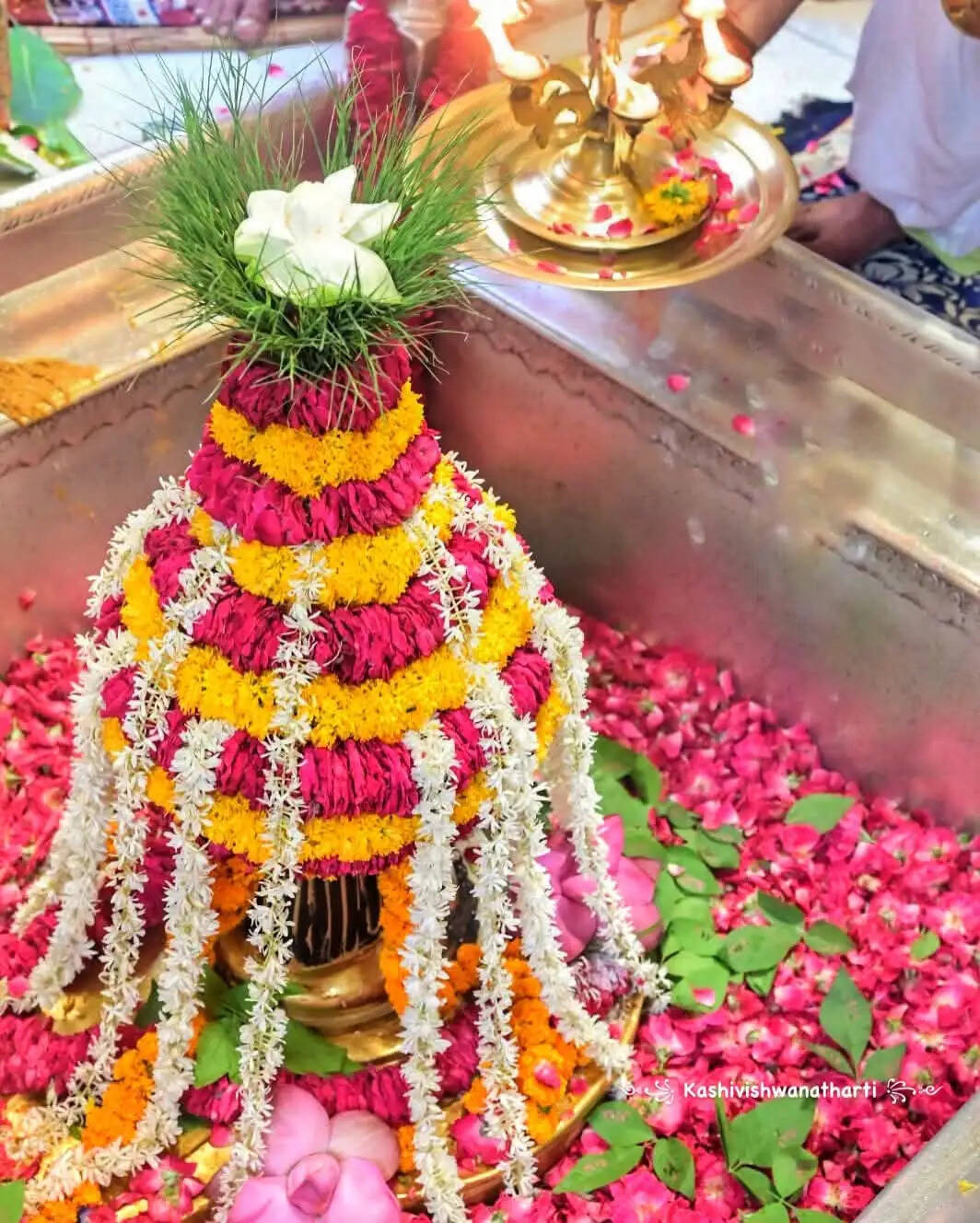 अंतिम सोमवारी पर बाबा ब्रह्मेश्वरनाथ के दरबार में होगा जलाभिषेक