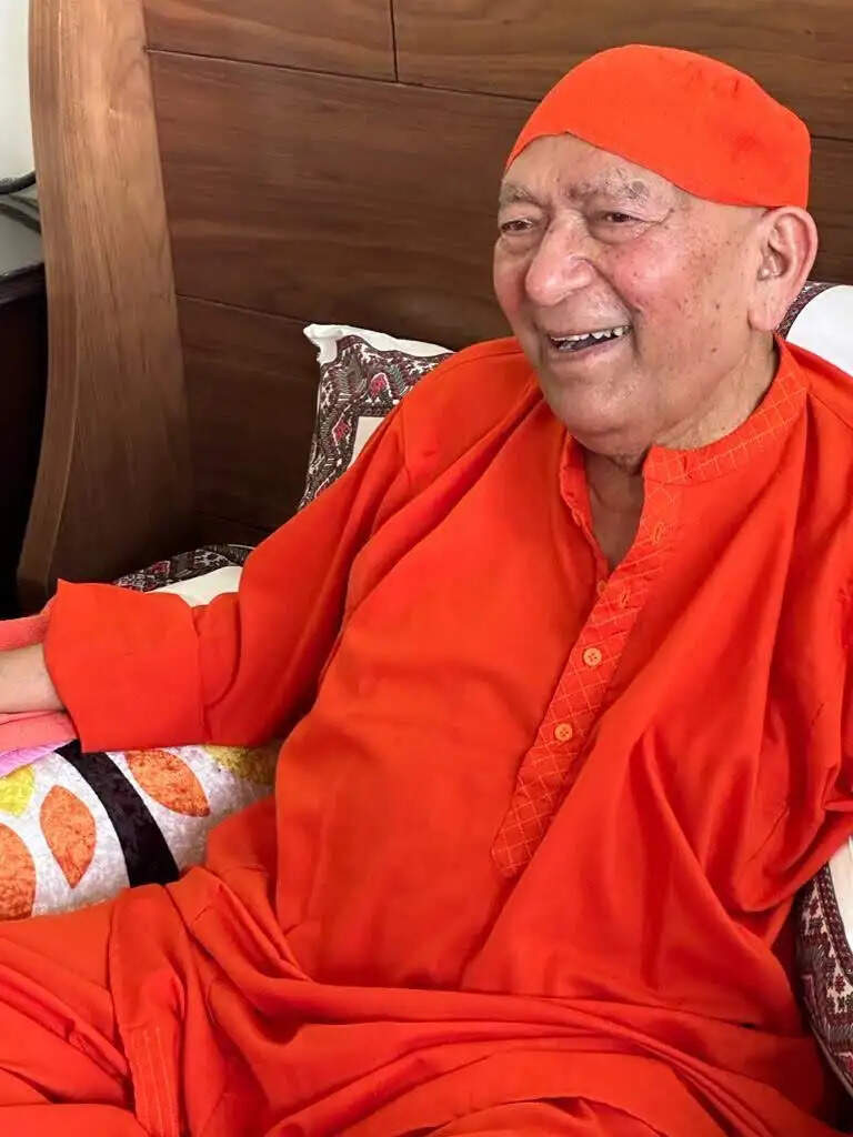 गीता के श्लोक “मैं चारों वेदों में सामवेद हूँ” का वास्तविक रहस्य वेद ज्ञान से ही स्पष्ट-स्वामी राम स्वरूप जी