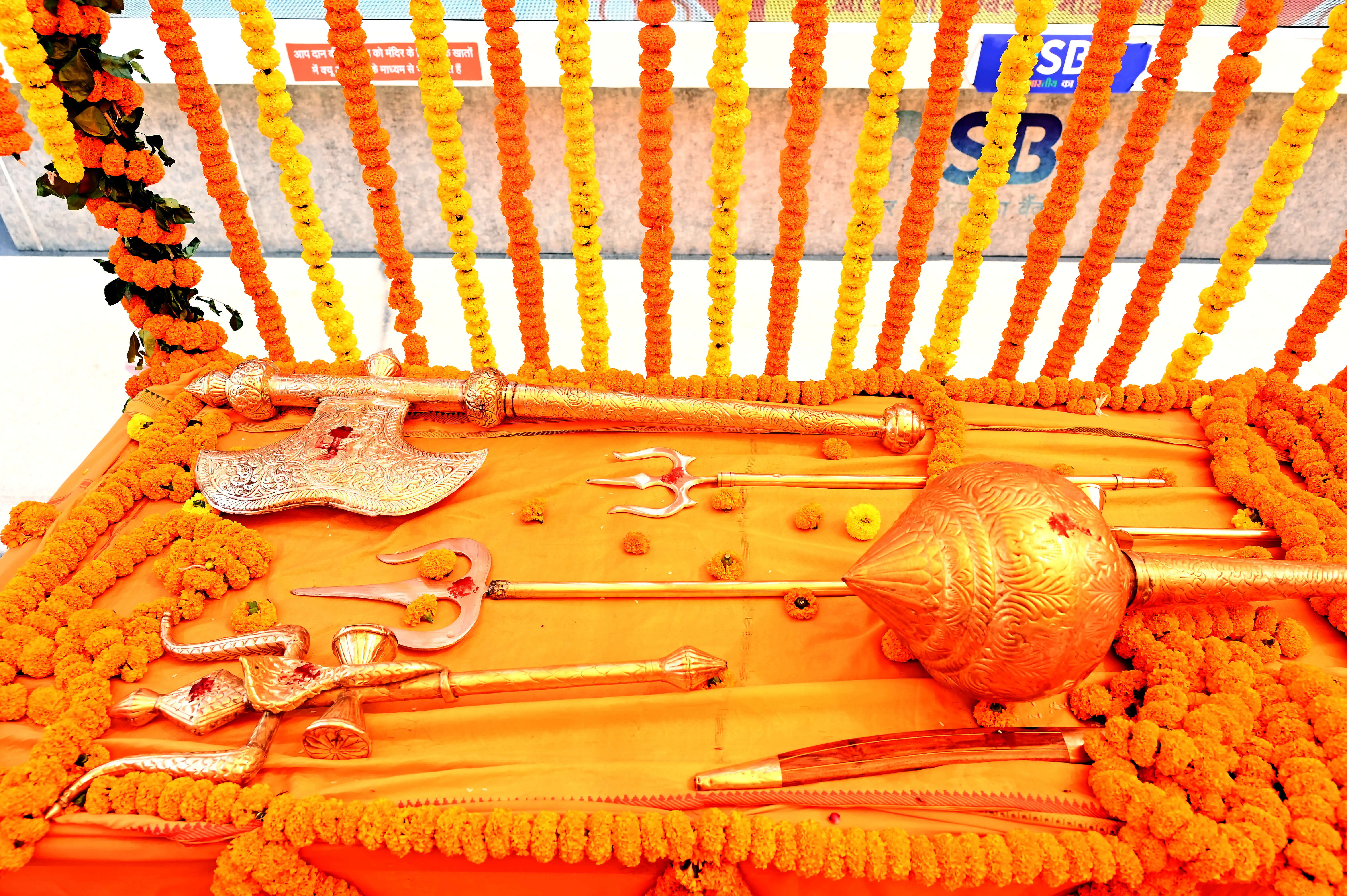 भारतीय संस्कृति में शस्त्र पूजन की परंपरा शक्ति, शौर्य एवं सुरक्षा के प्रति सम्मान का प्रतीक