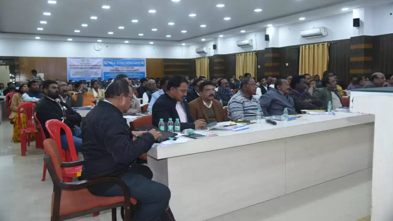 अंबिकापुर: लोक निर्माण विभाग के अभियंताओं का क्षमता विकास प्रशिक्षण, गुणवत्ता और गति पर रहा फोकस